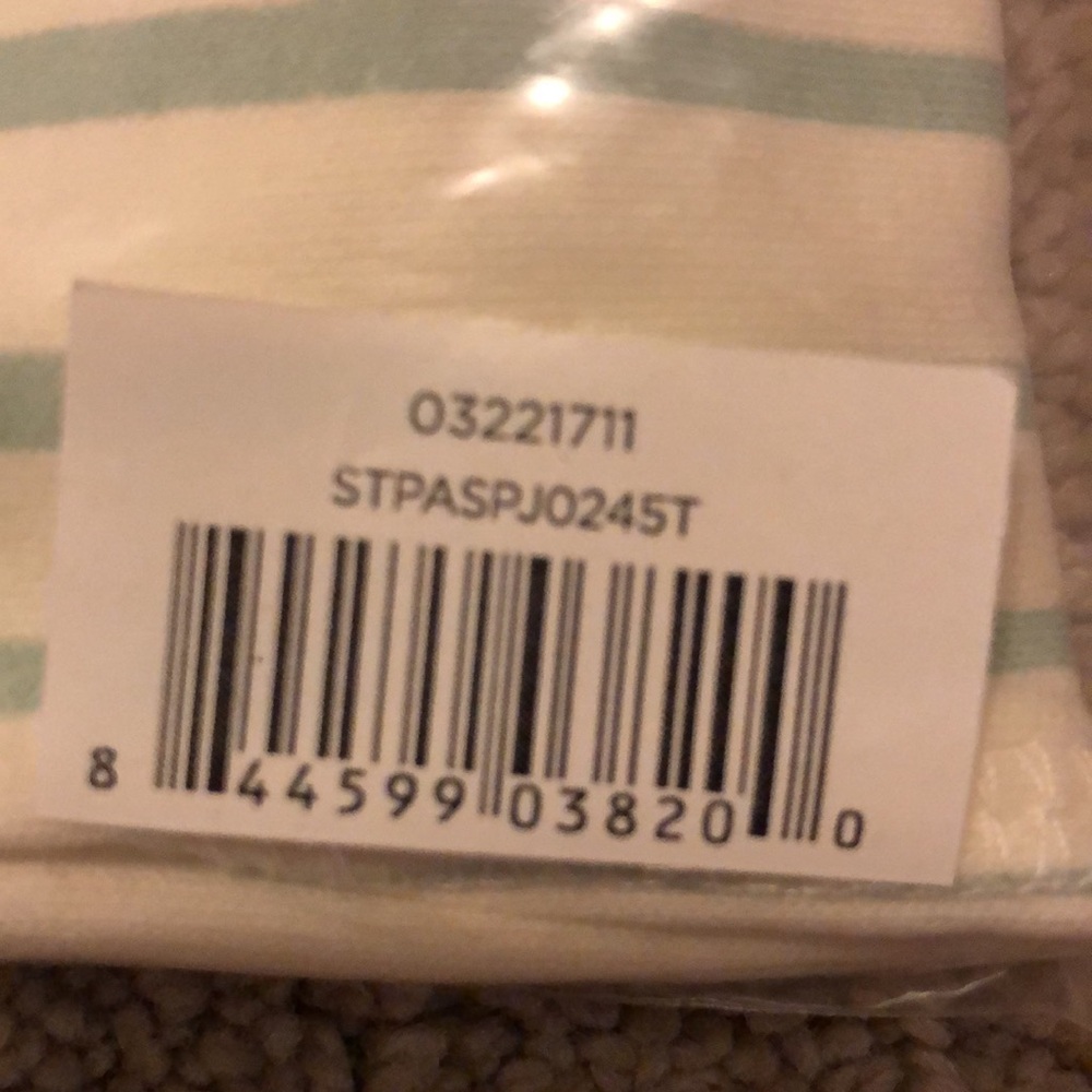 Snug fit two piece short sleeve and short pj set - Pehr 4-5 T - Picture 7 of 7